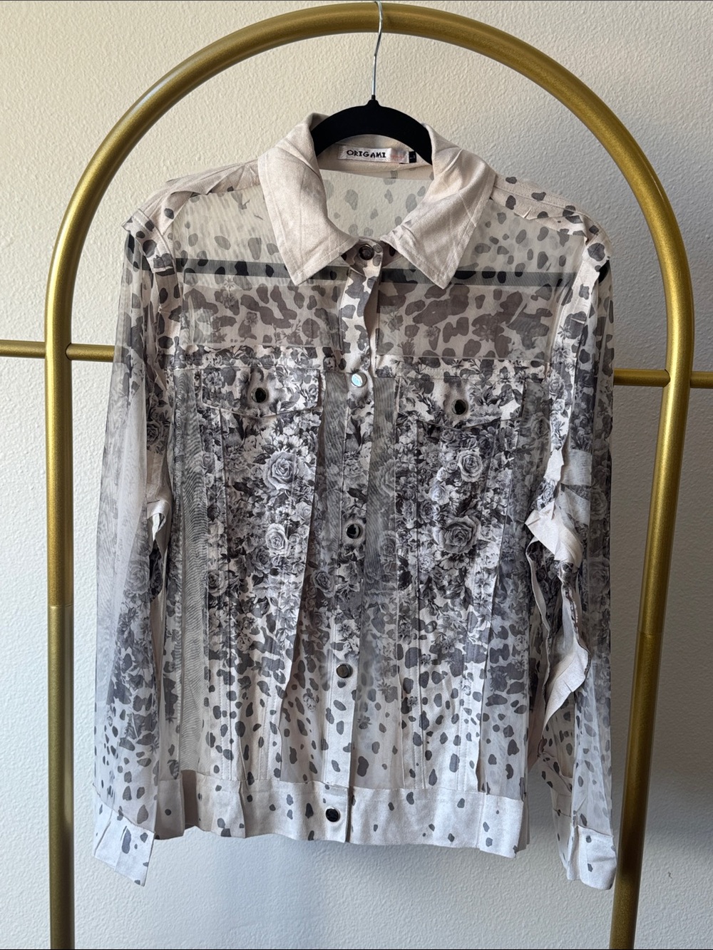 Origami Sheer/ Swede Top — Light Gray